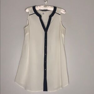 Motherhood Maternity White and Black Sleeveless Blouse